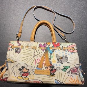 Dooney & Burke retired purse!  Barely used, beautiful purse